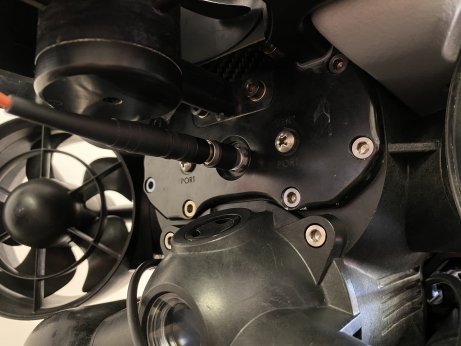 The Fischer FiberOptic FO1 single-fiber connector is used to help take the SRS FUSION underwater vehicle down to 1,000 feet, either tethered or untethered. Its IP68 sealing protects the vehicle and data in rough oceanic conditions.