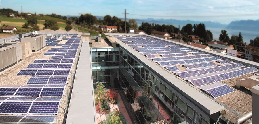 fischer_connectors_building_roof_solar_panels_900x432